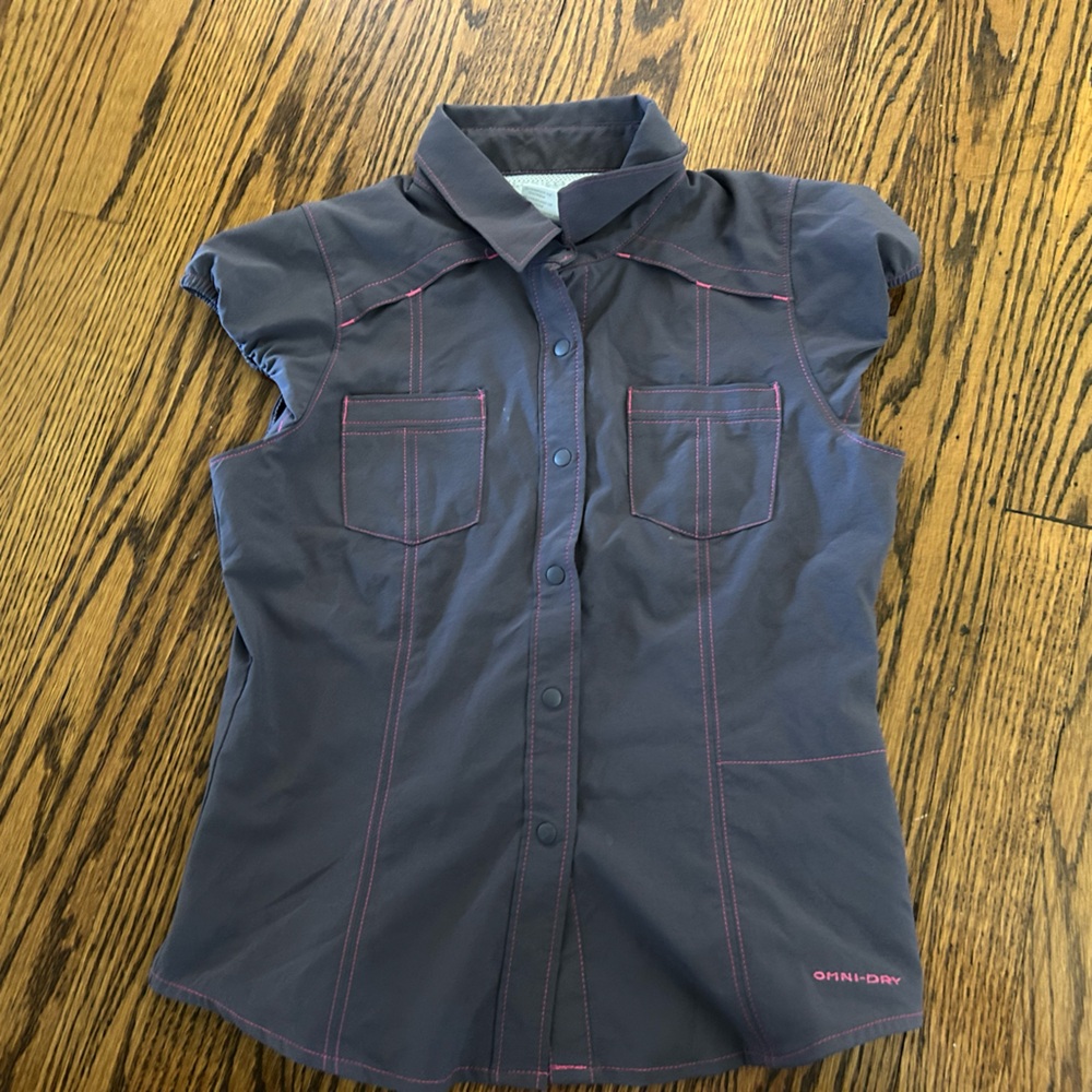 Columbia omni dry  Short Sleeve Button-Up Shirt